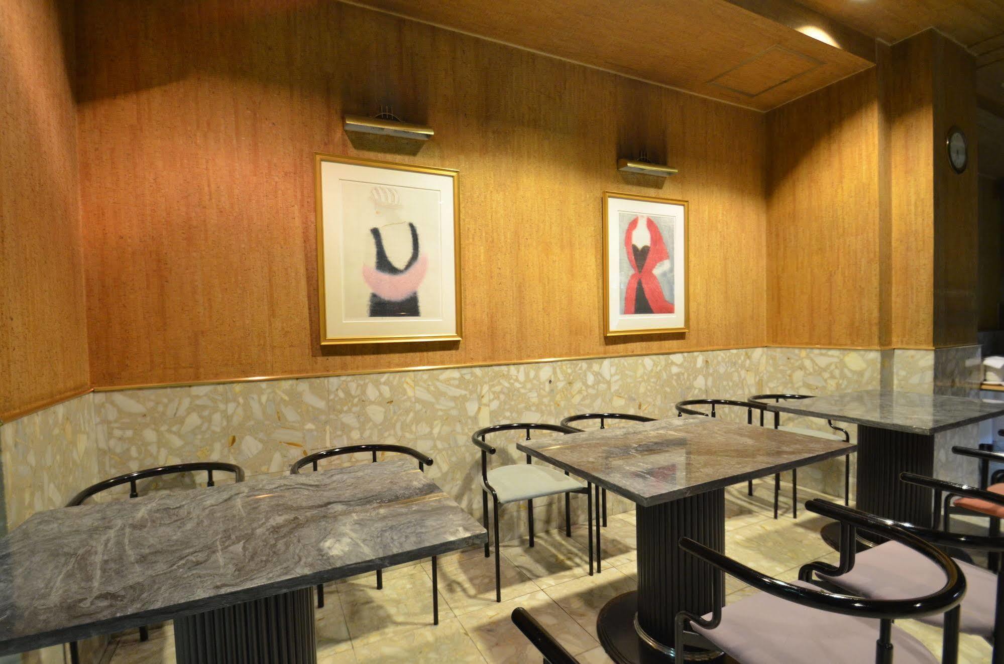 Select Inn Nagoya Iwakura Eki-Mae Exterior foto